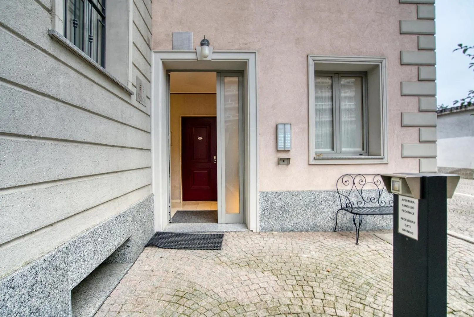 Youhosty - Ripamonti Bis Milan Apartment